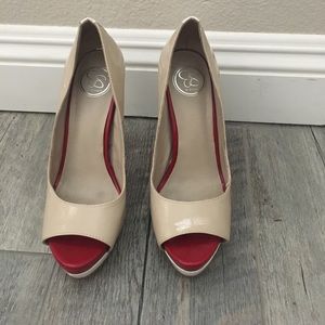 Jessica Simpson 7.5 heels