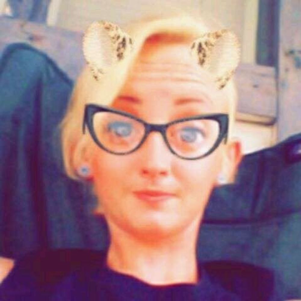 Meet your Posher, Amanda