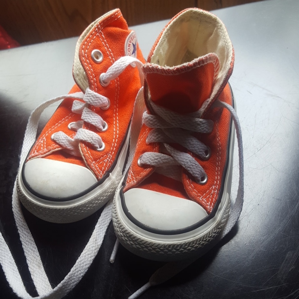 Baby converse