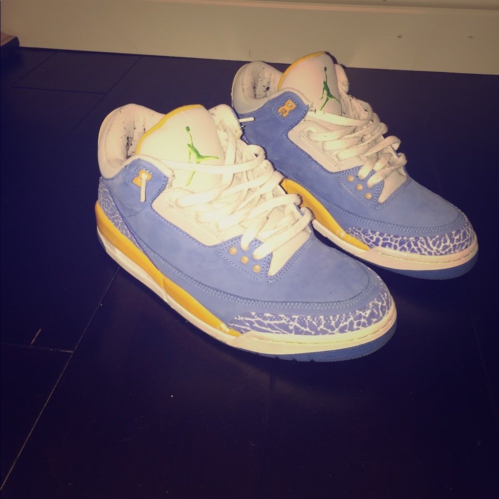 Air Jordan Retro 3 Sneakers