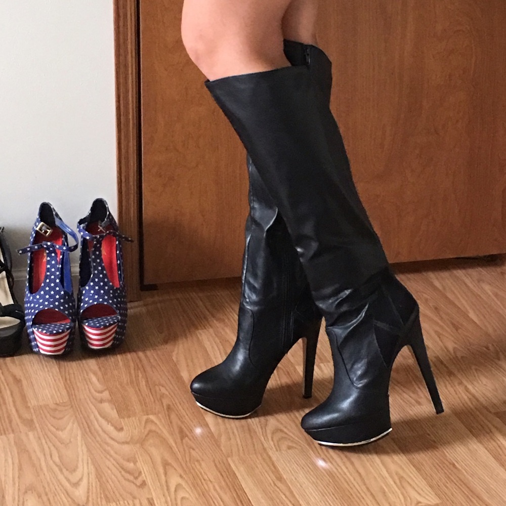 Penny loves Kenny boots