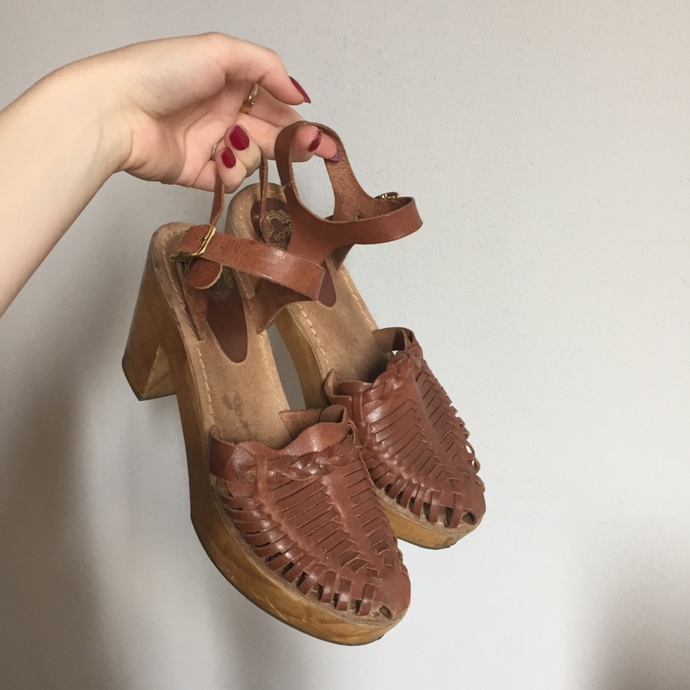 Ecoté by urban outfitters clogs