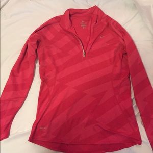 NIKE long sleeve M athletic top