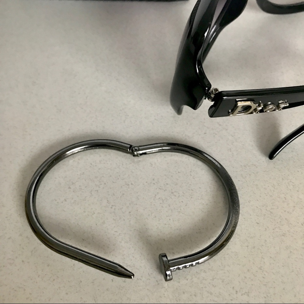 •Nailed It• Hinged Bracelet (Gun Metal Edition) - Picture 3 of 4