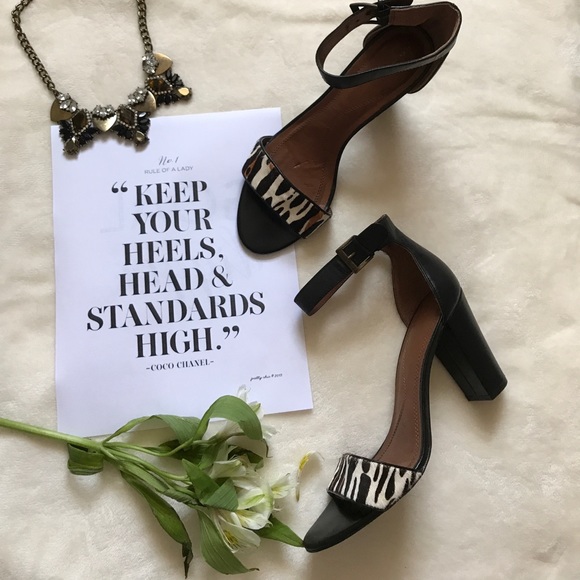 Tahari Shoes - Tahari Calfskin Sandals