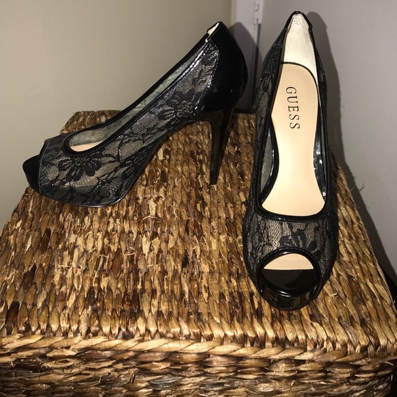 Heels - Picture 2 of 4