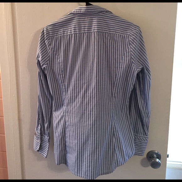 Express fitted button-up - Picture 4 of 5