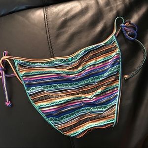 PINK Victoria's Secret Swim - NWOT SAMPLE Victoria's Secret Aztec Bikini Bottom PINK Victoria's Secret Swim - NWOT SAMPLE Victoria's Secret Aztec Bikini Bottom