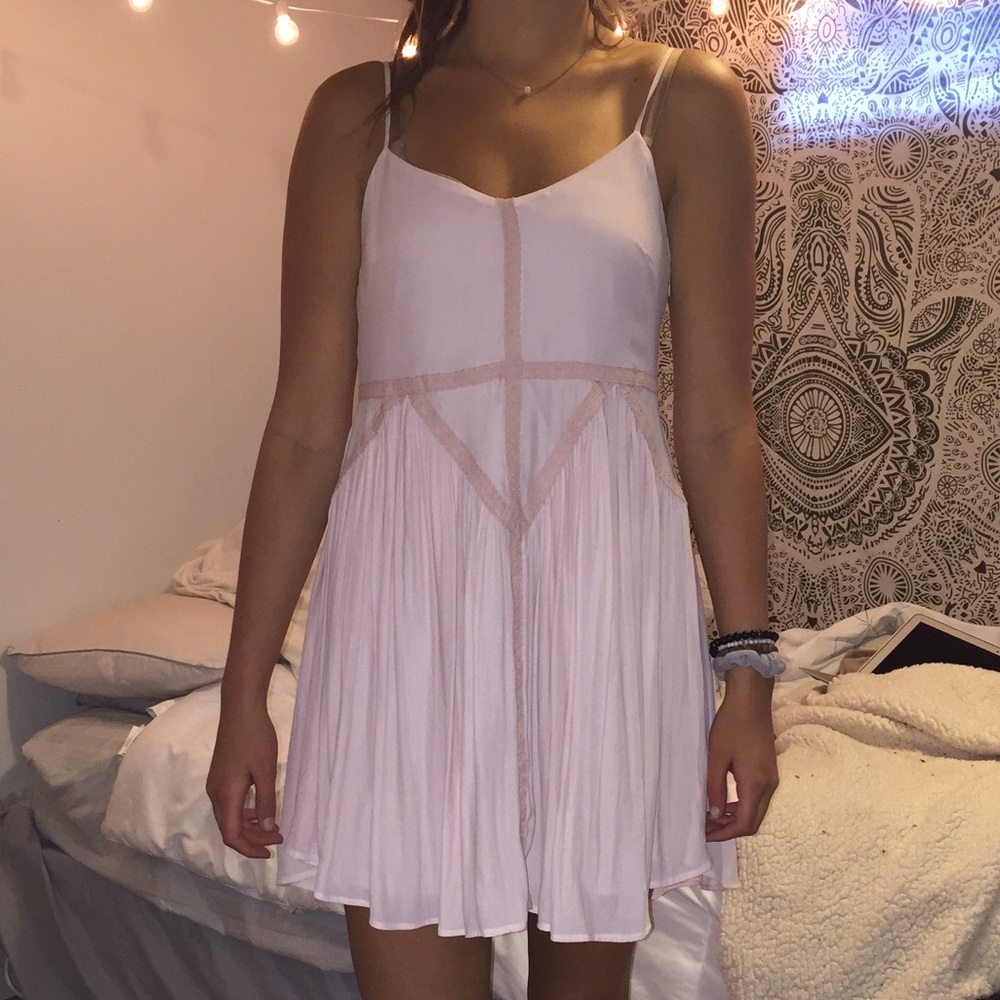 Small Forever 21 blush pink dress 💓