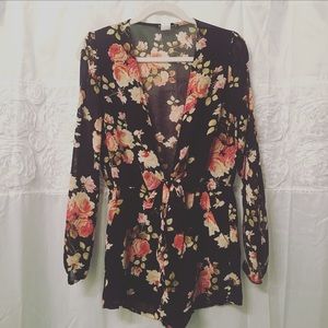 Plunge Floral Romper (Size M)