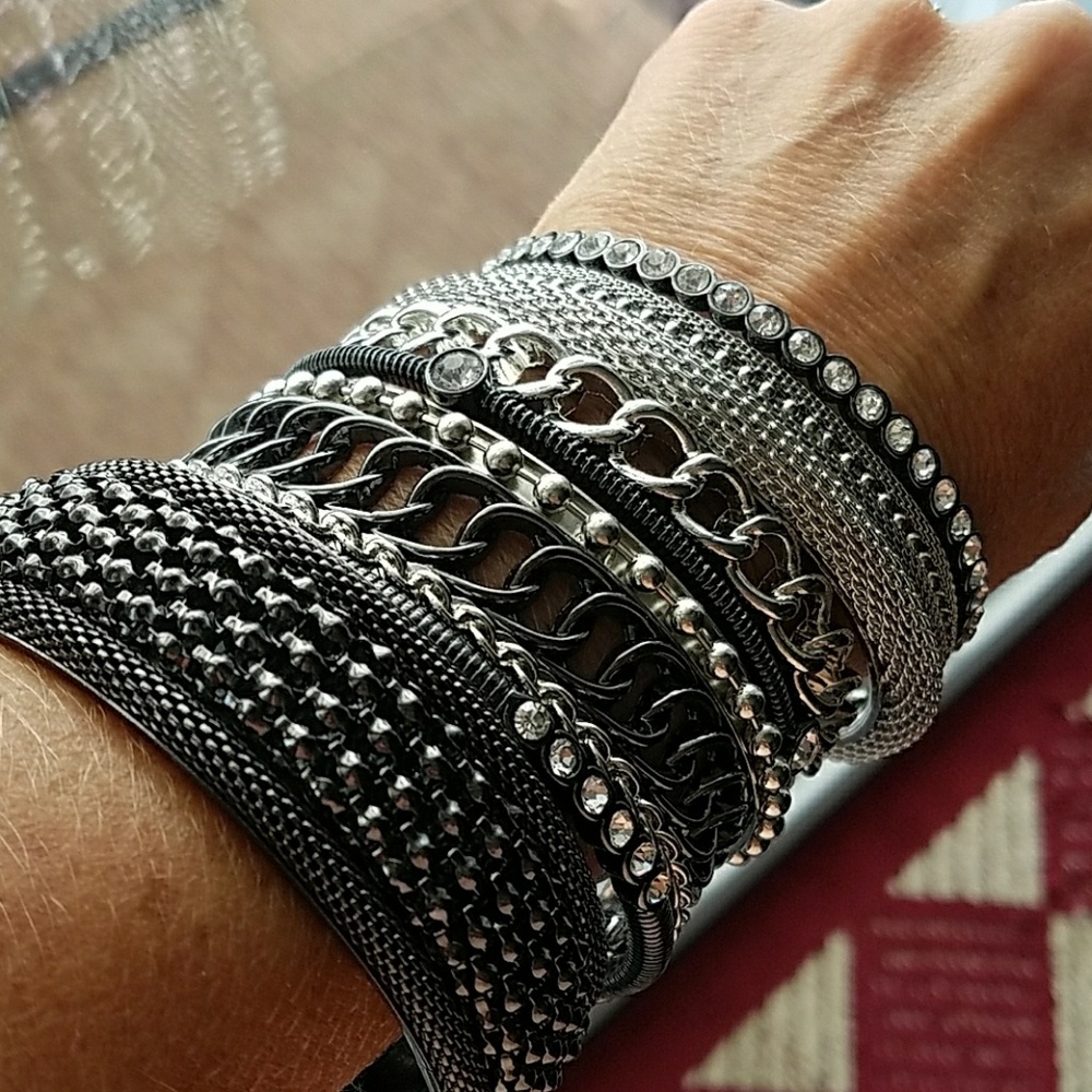 Bangle bracelets - Picture 2 of 3