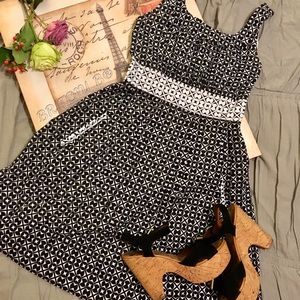 🌟NWOT🌟 White House Black Market Dress