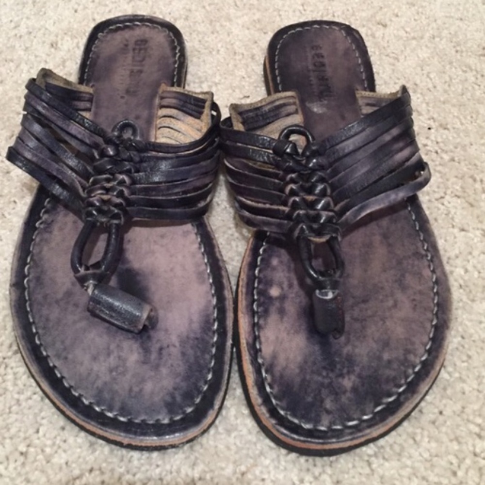 Bedstu sandals size 8