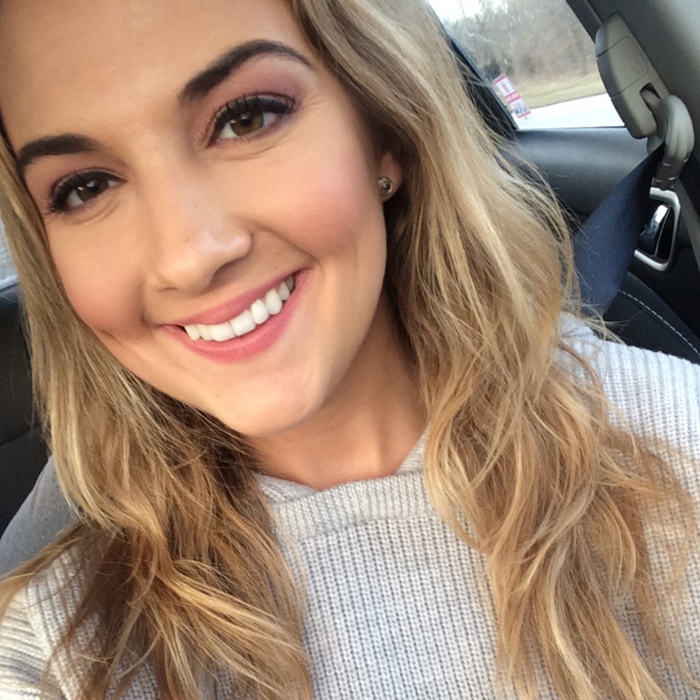 Meet your Posher, Alana