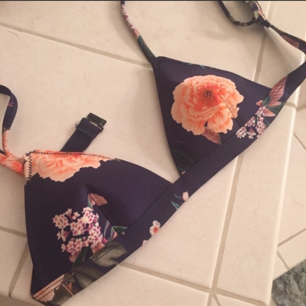 Flower triangl bikini top