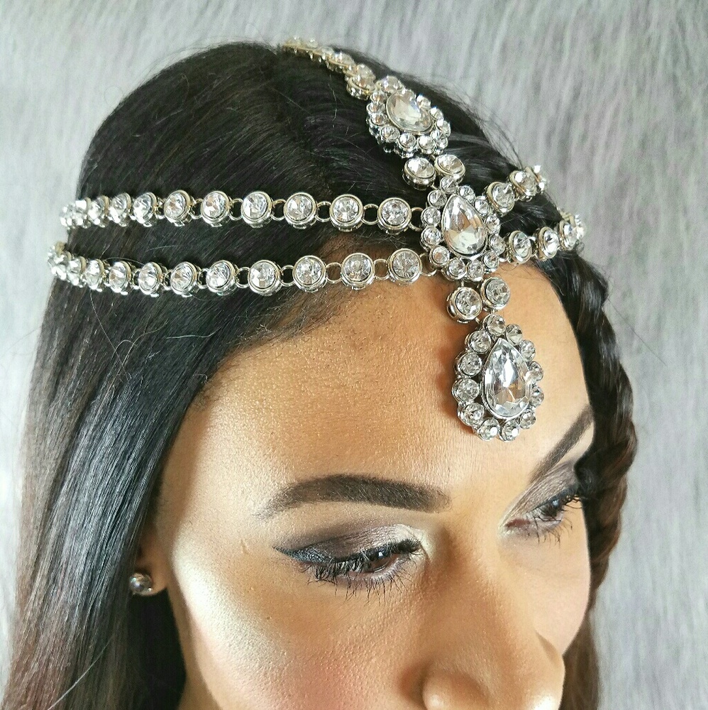 The "Serenity" head chain.