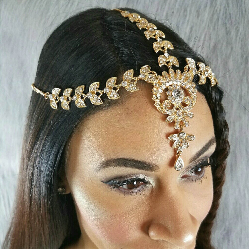 The "Goddess " head chain.