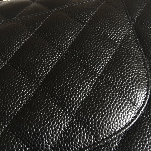 CHANEL Jumbo Iconic Caviar Handbag in Black & Gold - Picture 7 of 8