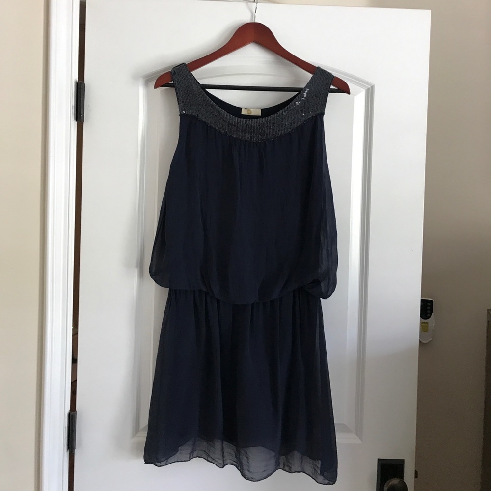 Size Medium Italian Silk mini