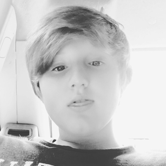 Meet your Posher, Ethyn - Picture 1 of 1