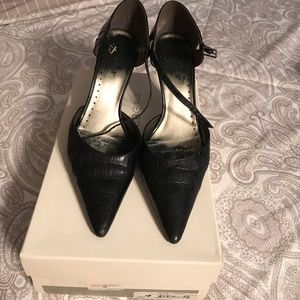 Lowest price!!!BCBG Girls croco Linda style pumps!