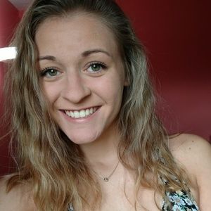 Meet your Posher, Claire