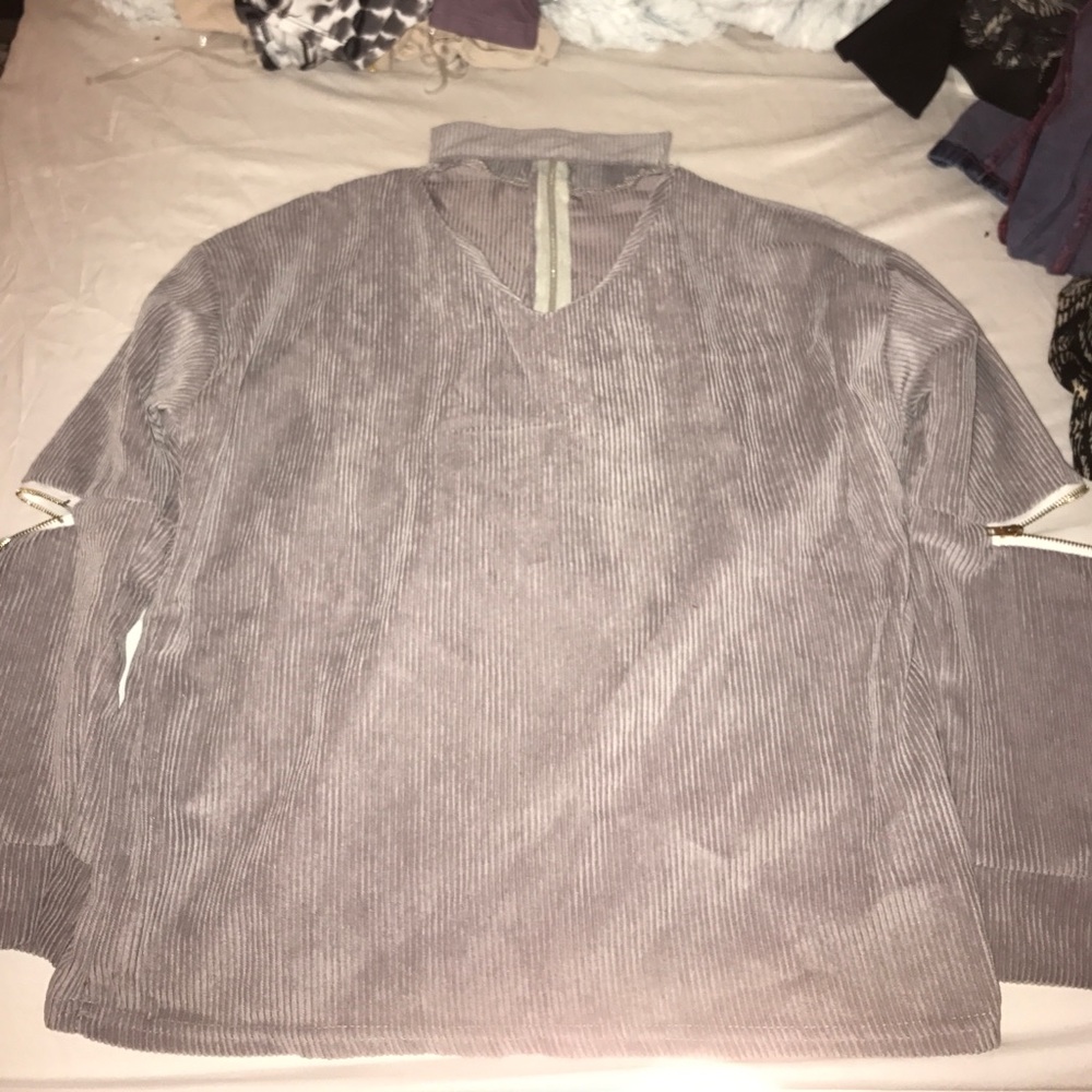 High neck sweater