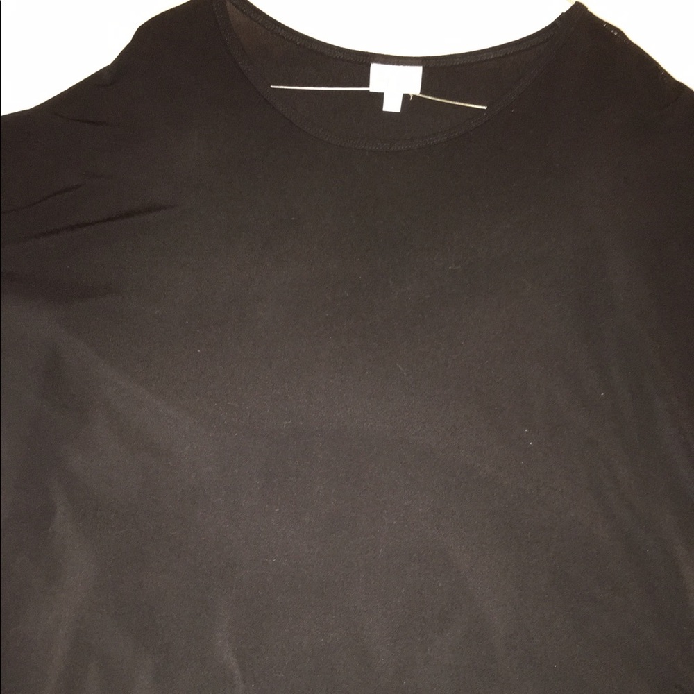 Solid Black Irma