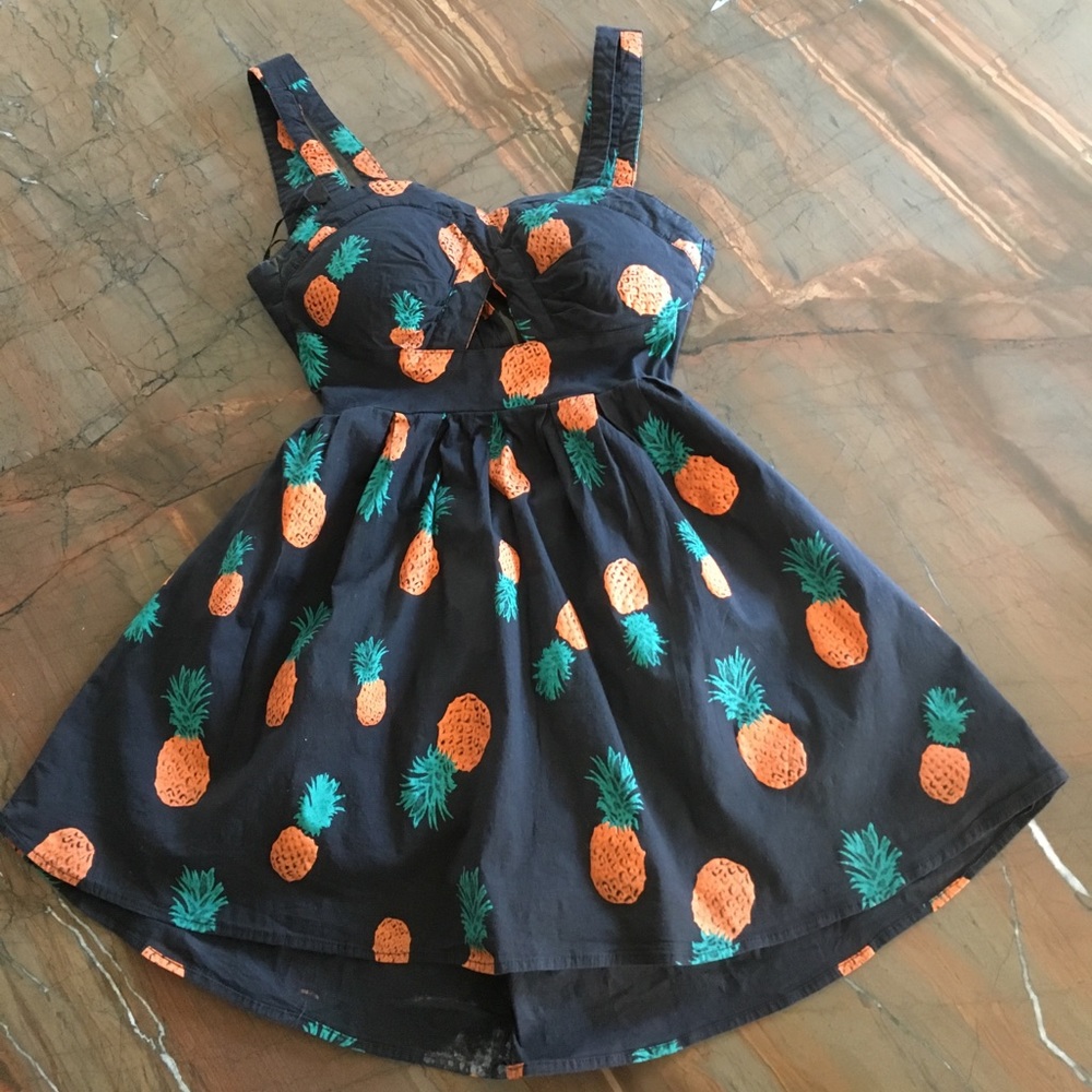 Pinup pinapple dress
