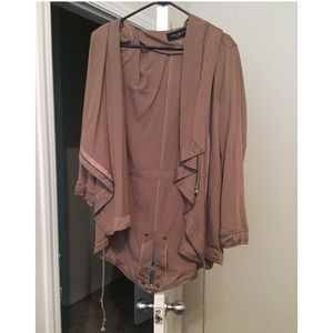 AKIRA Chicago oversized cape jacket