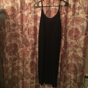 Forever 21 black midi dress. Size L.