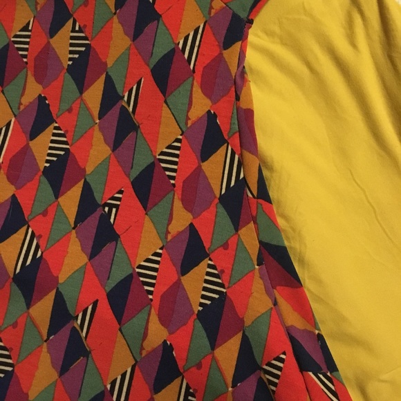 Large Perfect T - Picture 2 of 2