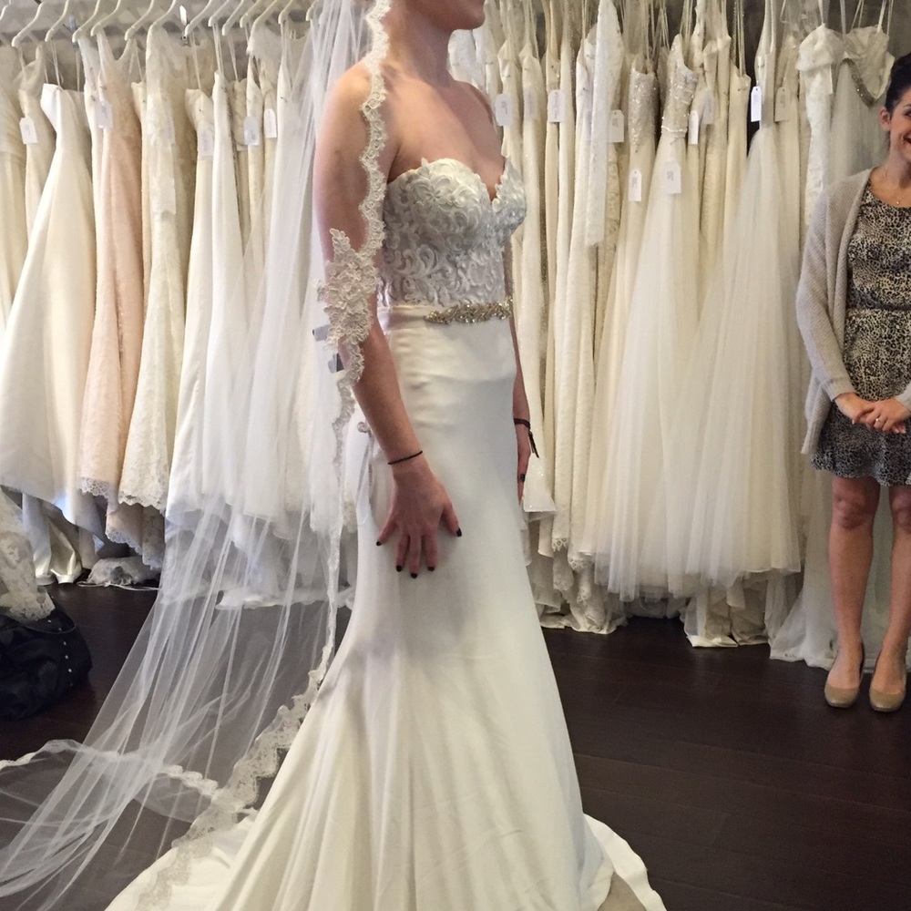 NEW Martina Liana Wedding dress