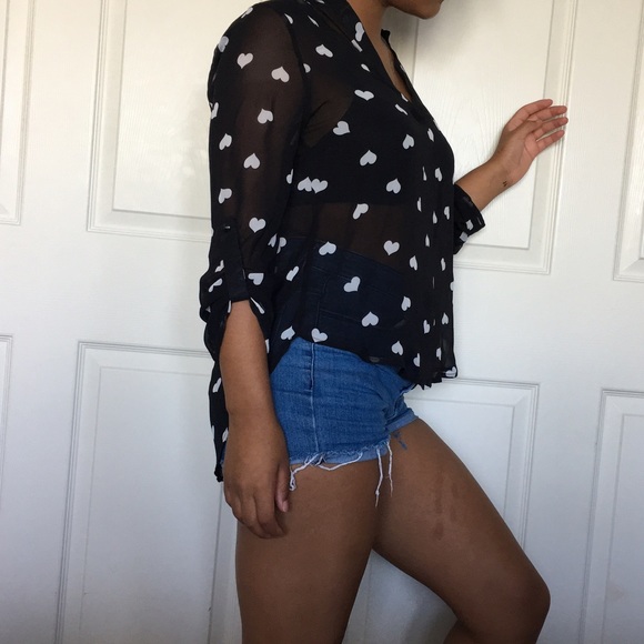 Sheer heart print high-low blouse - Picture 2 of 4