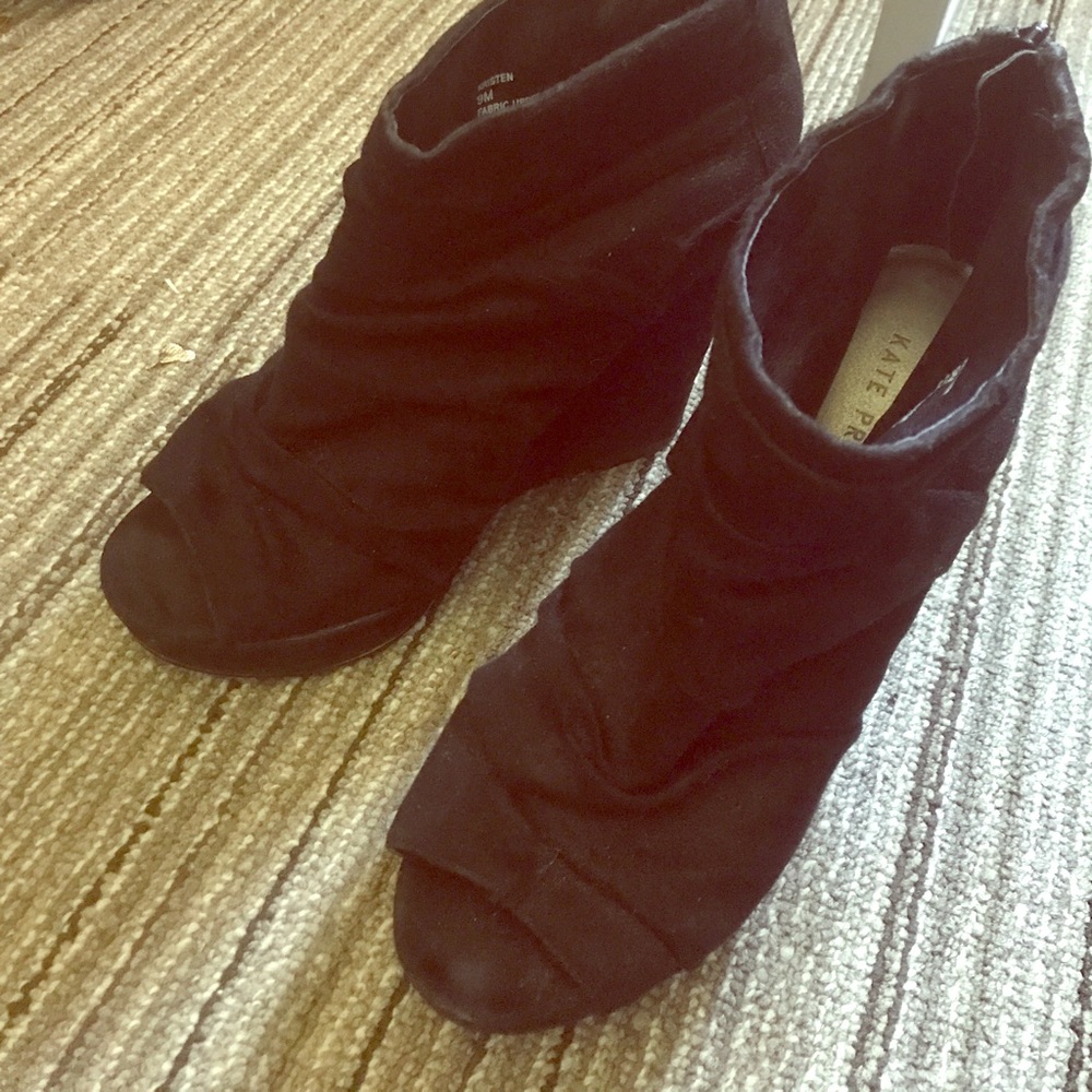Open toe Wedge Booties