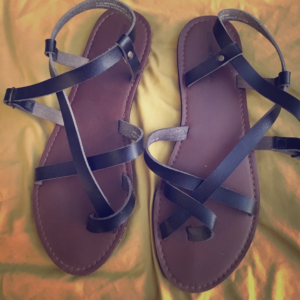 Black sandals.