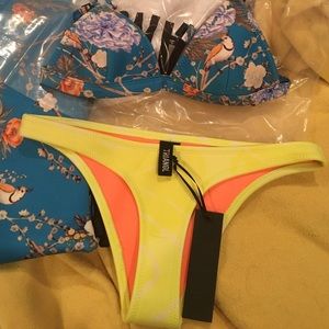 Triangl bikini bottoms XS