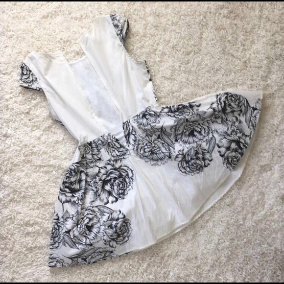 White Floral Dress - Picture 2 of 3