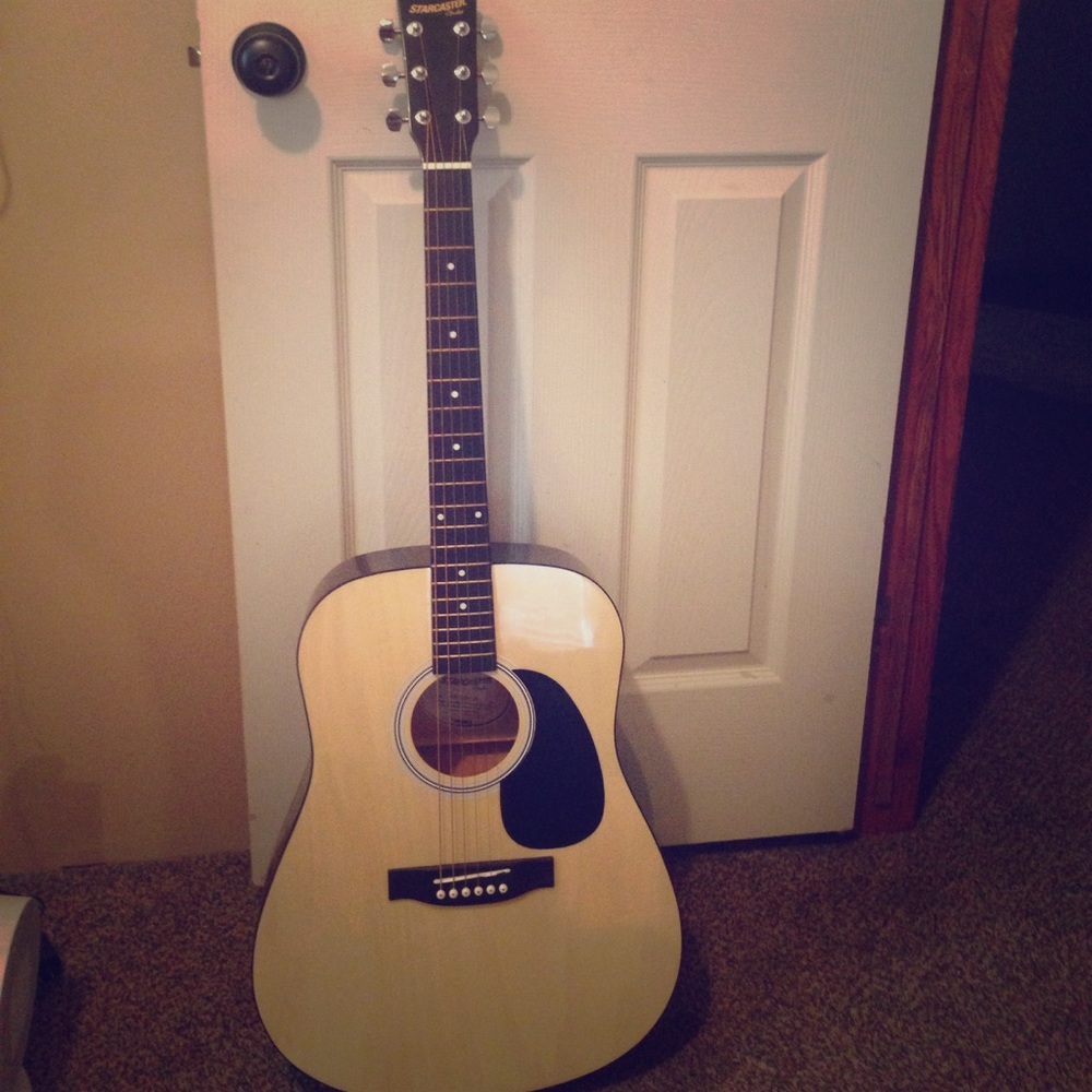 Never Used Acoustic Guitar