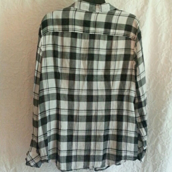Gap Long Sleeve Button down - Picture 4 of 4
