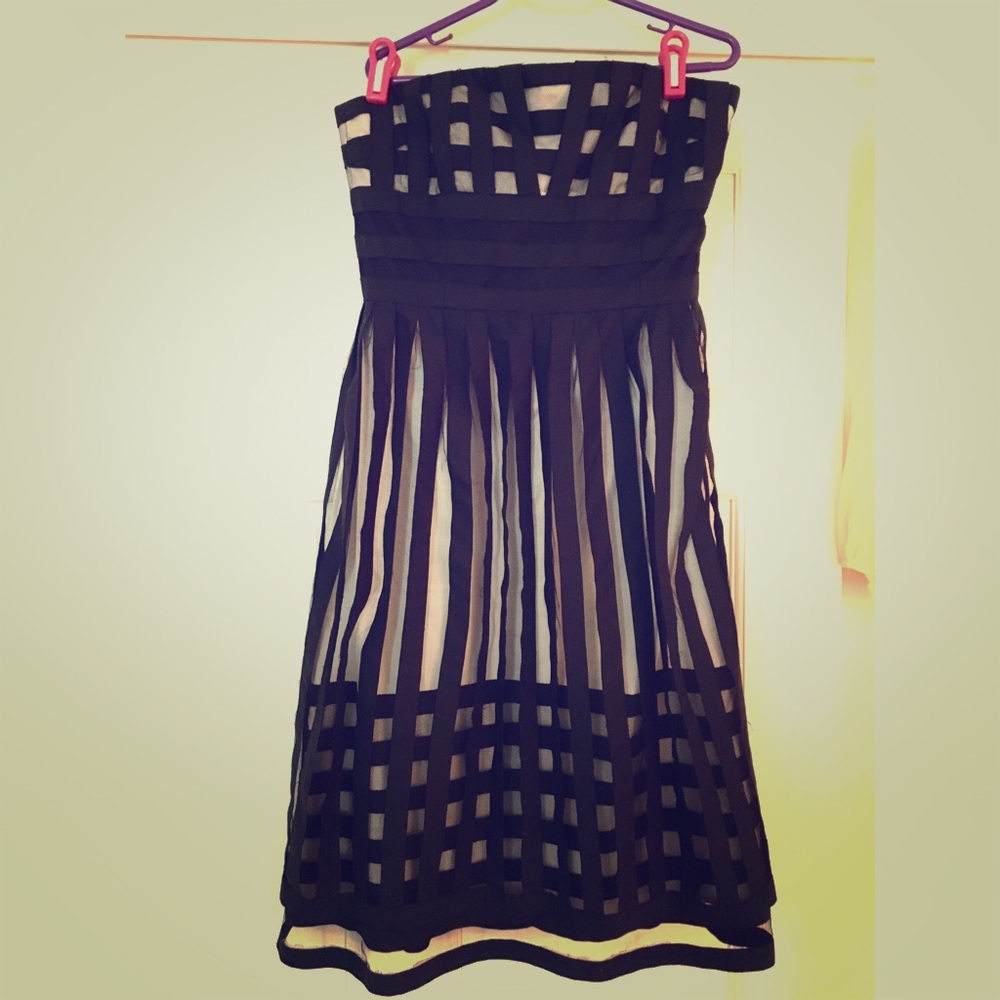Cynthia Steffe strapless geometric cocktail dress