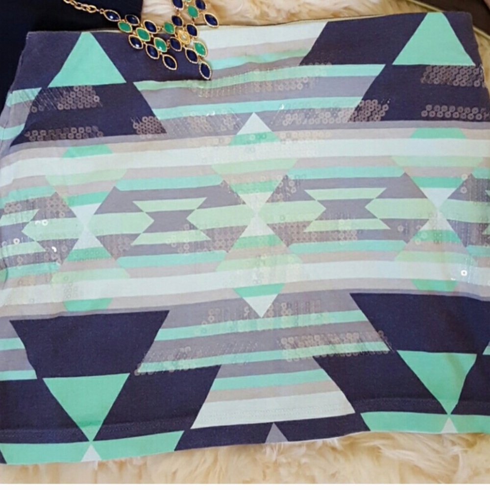Express Aztec print mini skirt