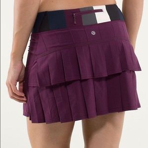Lululemon ruffle skirt
