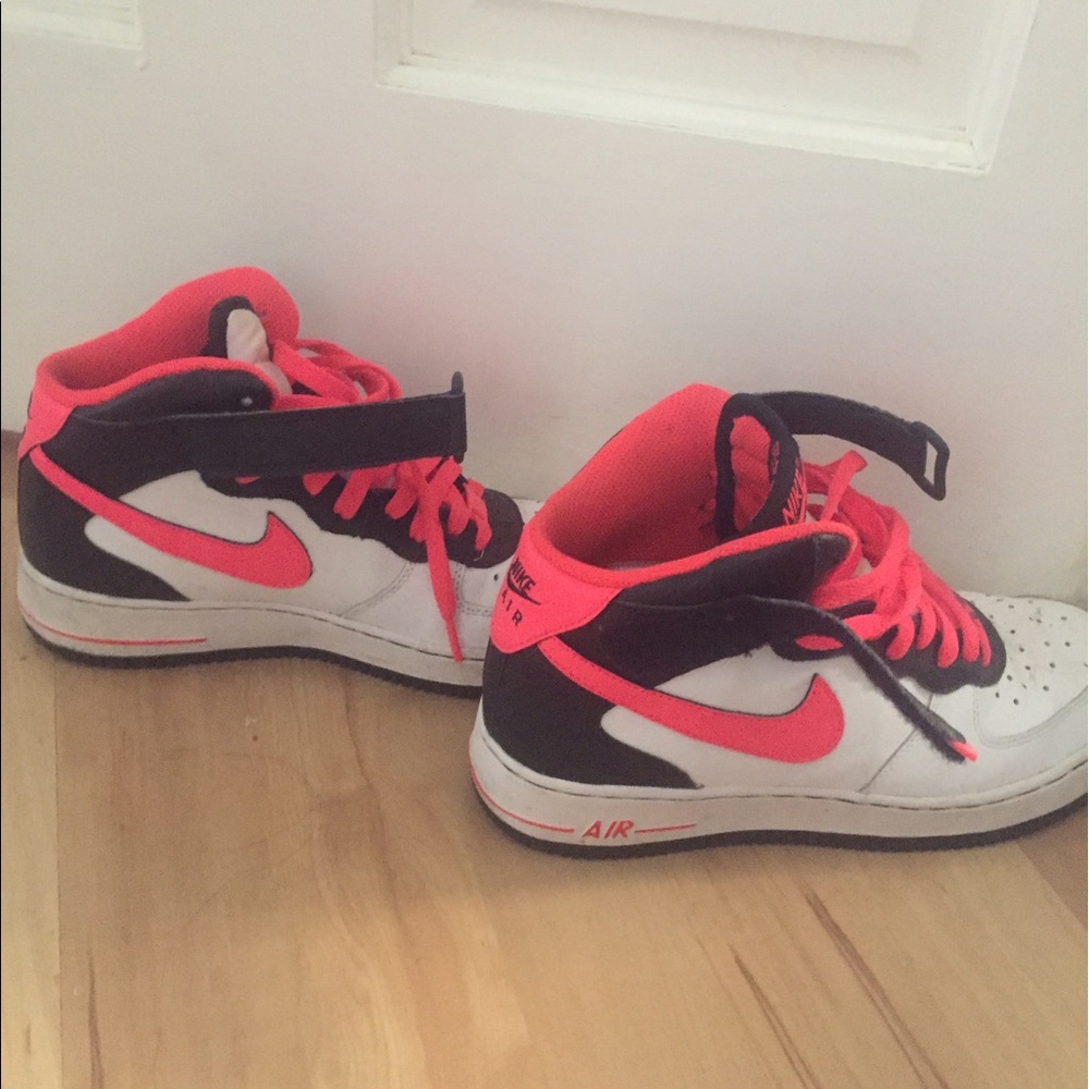 Nike air shoes