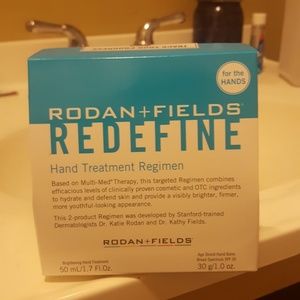 Rodan and fields Hand treatment