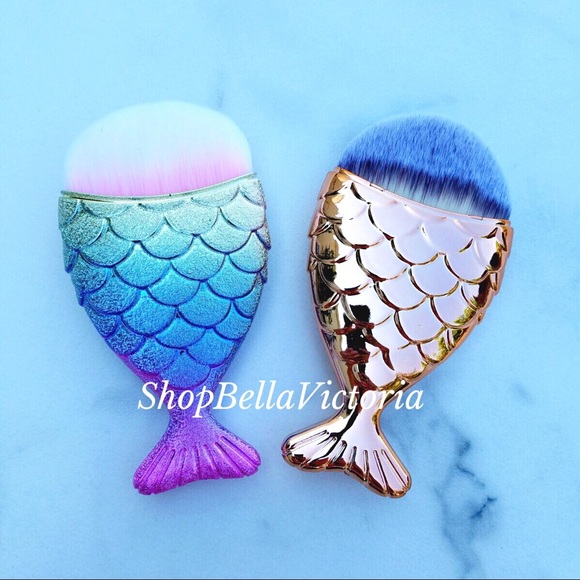 Pastel Rainbow Mermaid Makeup Brush Set - Picture 2 of 2