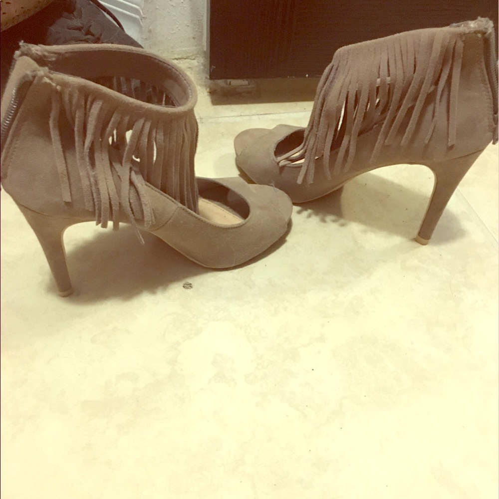 Size 6 heels.