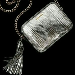 Vs chain crossbody bag brand New