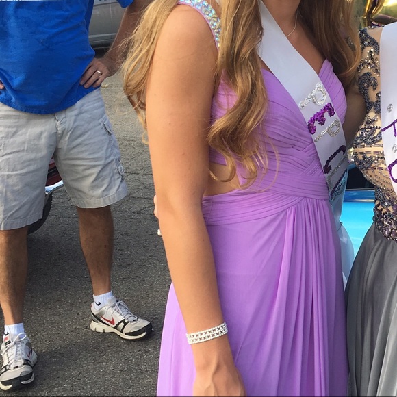 Purple La Femme Prom Dress - Picture 3 of 6