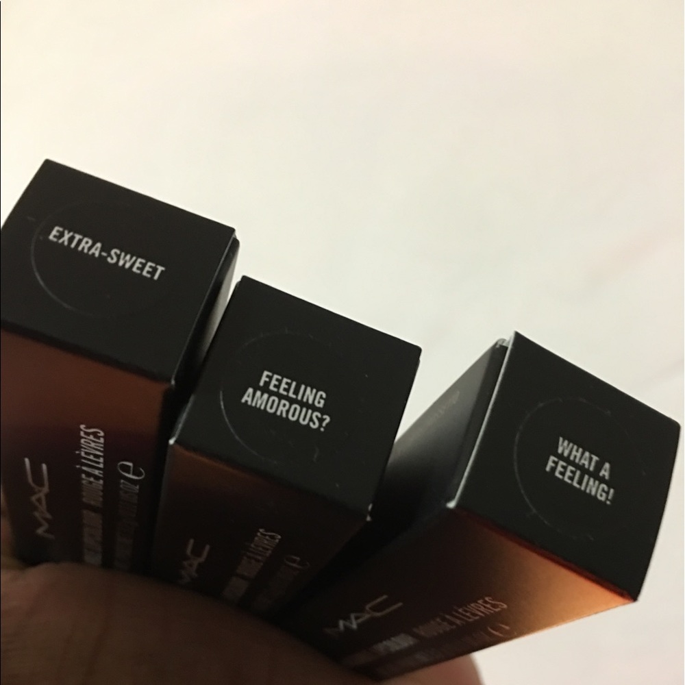 MAC set of 3 Huggable Lipcolours - Picture 5 of 5